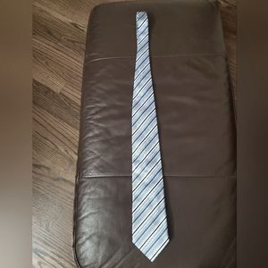 Men's tie